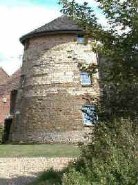 windmill1.jpg (63390 bytes)